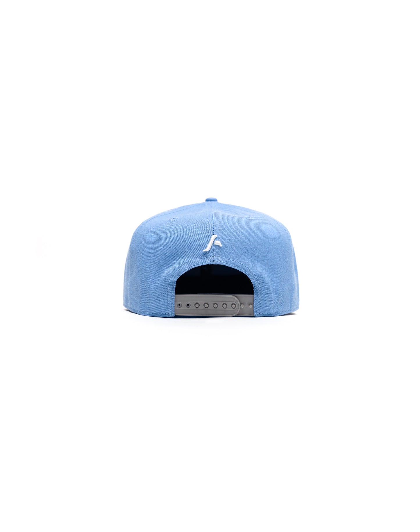 Cappello con ricami 3D