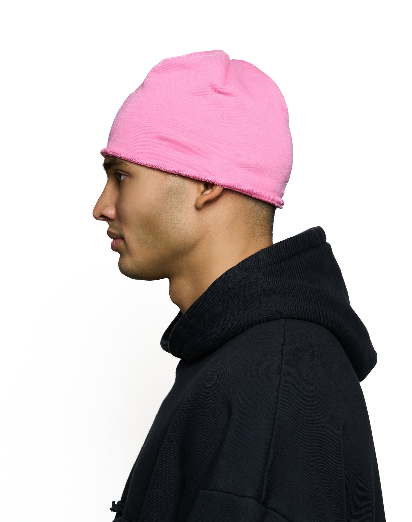 Cappello beanie in 100% cotone con ricami e imbottito in pile