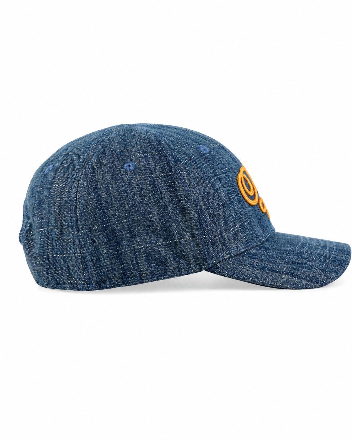 Cappello con ricamo a punto catenella e ricamo posteriore in denim