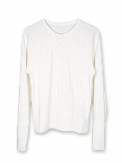 Maglia Henley a coste con bottoni logati in vera madreperla e ricamo