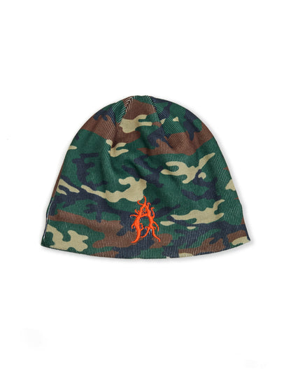 Cappello beanie camouflage con ricami e imbottito in pile