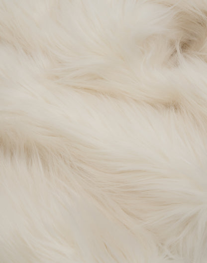 Pelliccia Sintetica con cappuccio oversize foderata in seta