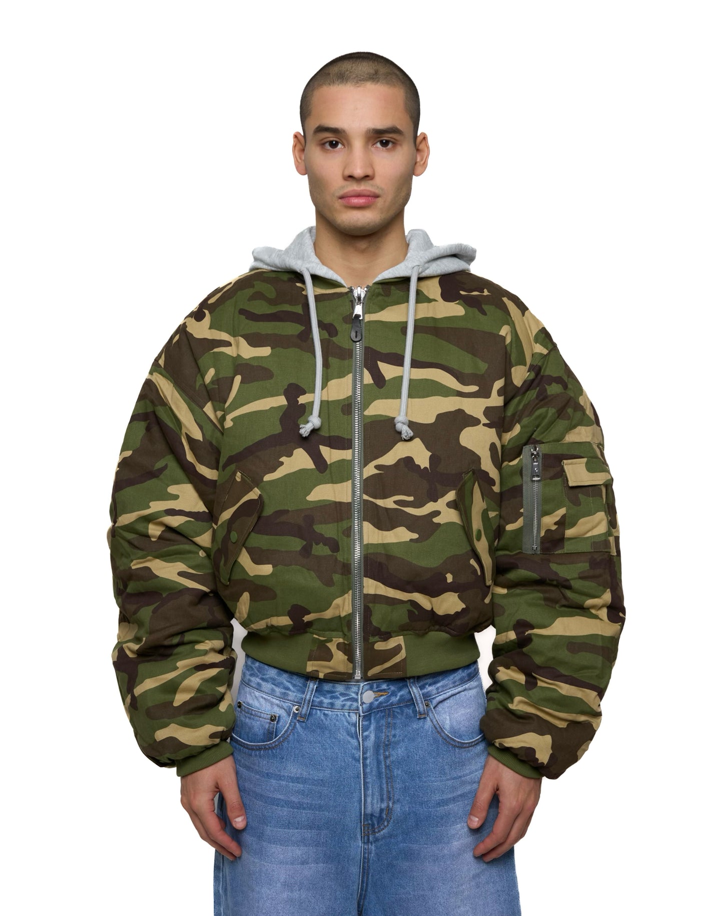 Bomber imbottito reversibile in 100% cotone con cappuccio e ricami 3D