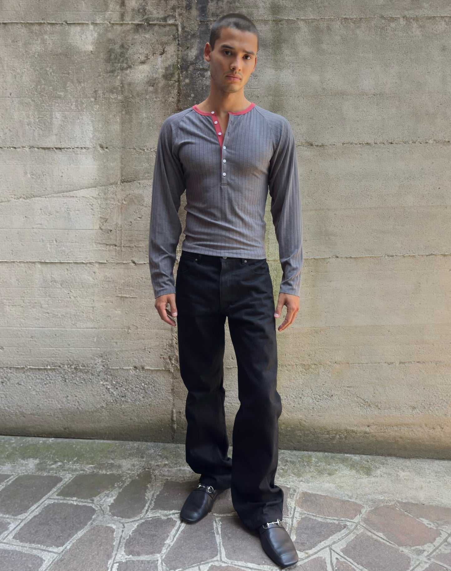 Jeans “Fusion Bootcut” in raw denim originale cimosato, ricamo e bottoni e rivetti in ottone logati
