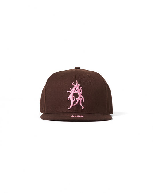 Cappello con ricami 3D