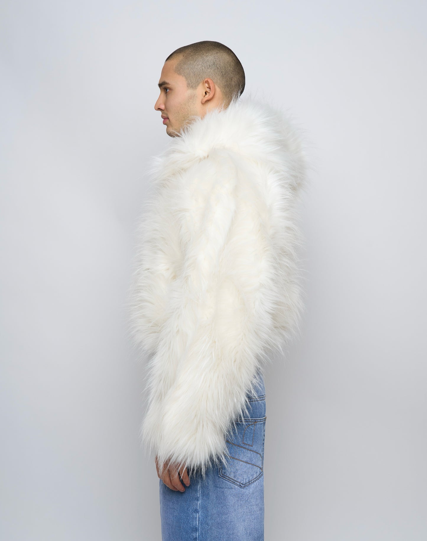 Pelliccia Sintetica con cappuccio oversize foderata in seta