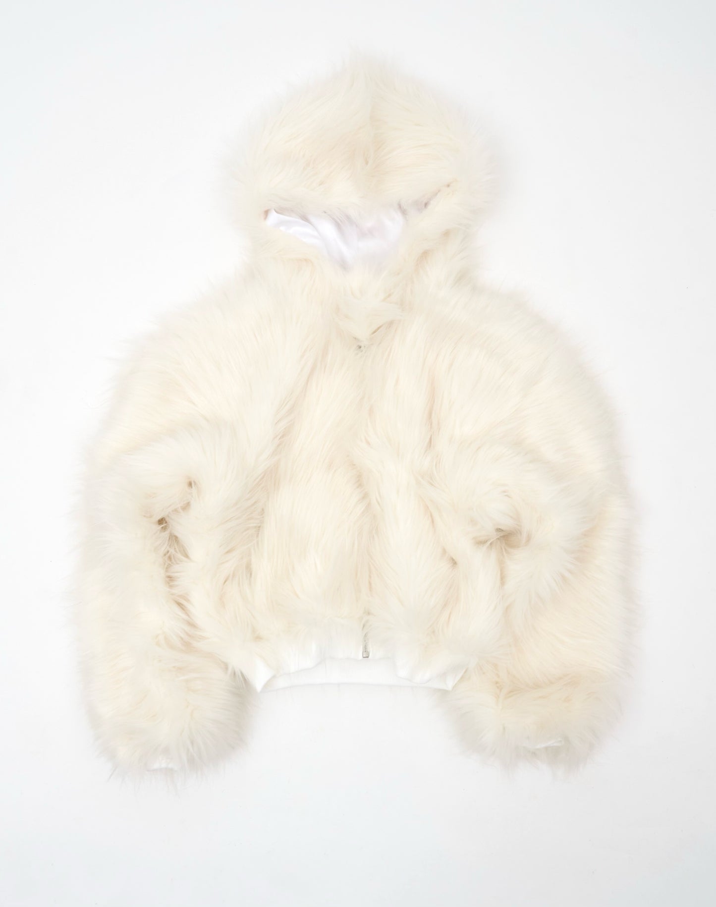 Pelliccia Sintetica con cappuccio oversize foderata in seta