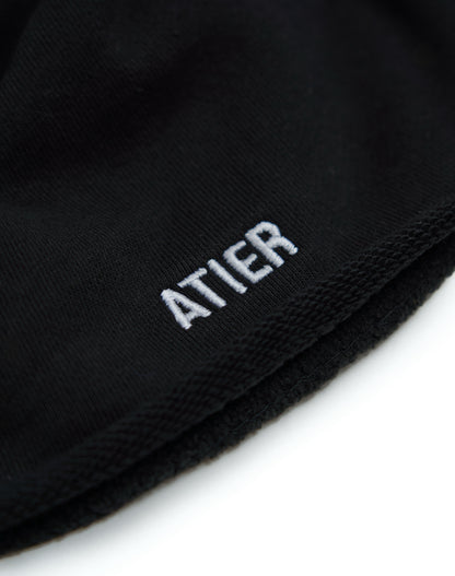 Cappello beanie in 100% cotone con ricami e imbottito in pile