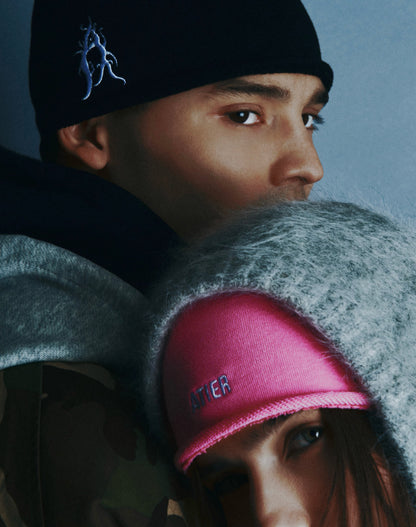 Cappello beanie in 100% cotone con ricami e imbottito in pile